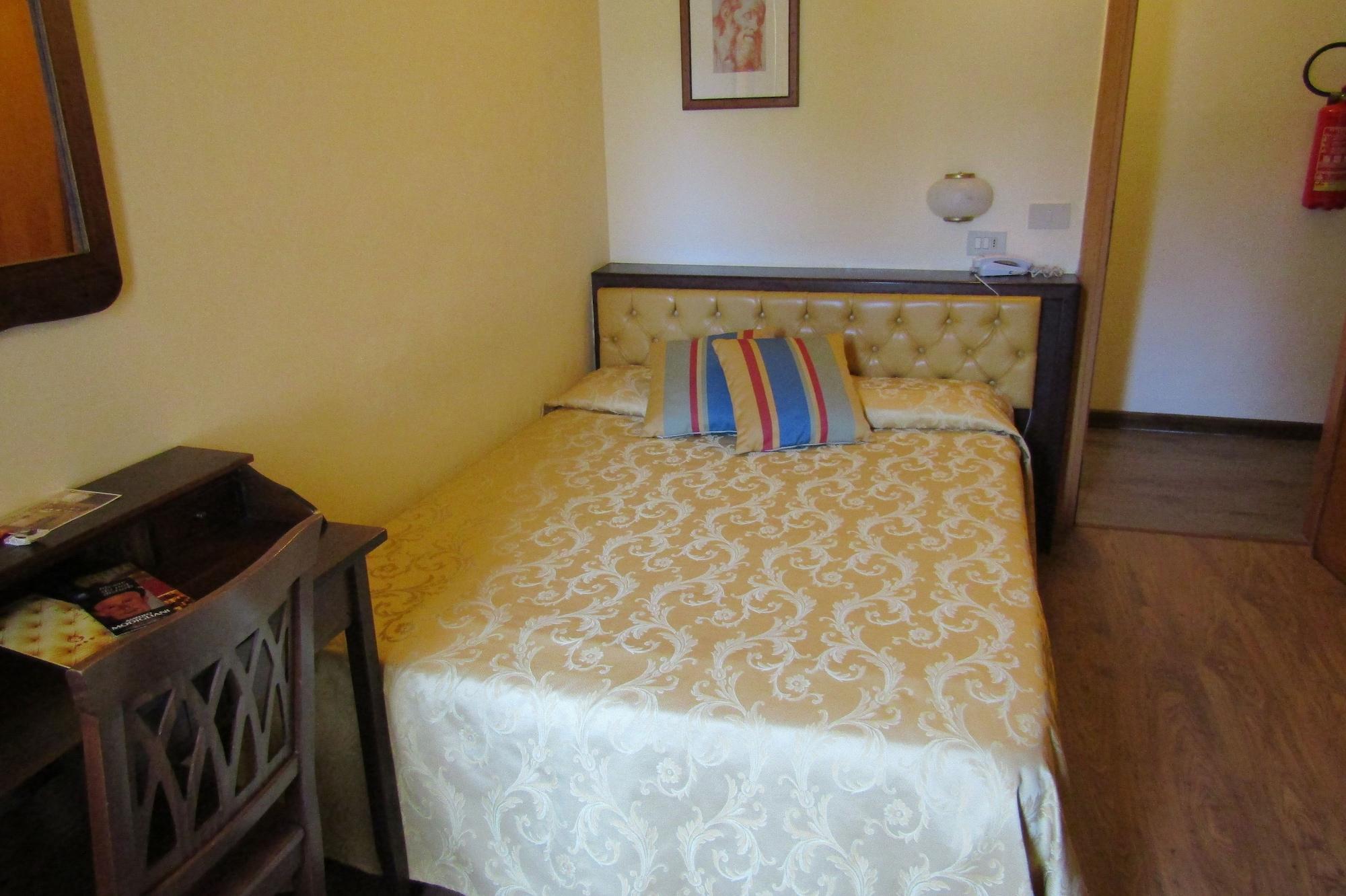Hotel Minerva Πίζα Εξωτερικό φωτογραφία