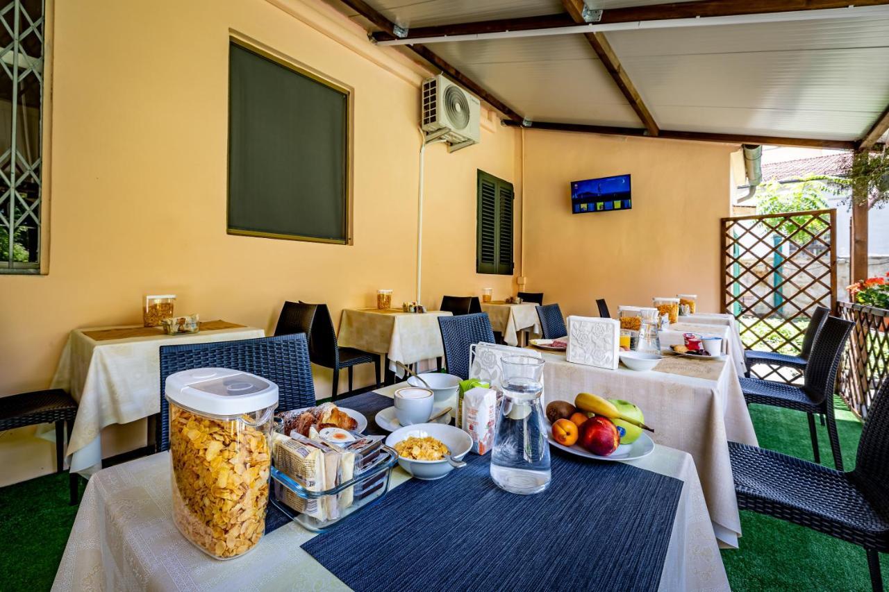 Hotel Minerva Πίζα Εξωτερικό φωτογραφία